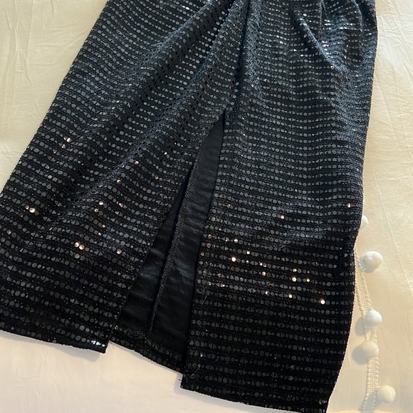 🖤Sparkle Slit Dress - Picture 6 of 8